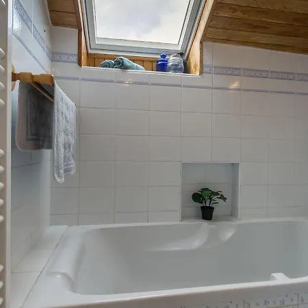 Vakantiehuis Keranna - Lpm102 By Interhome Lampaul-Ploudalmézeau